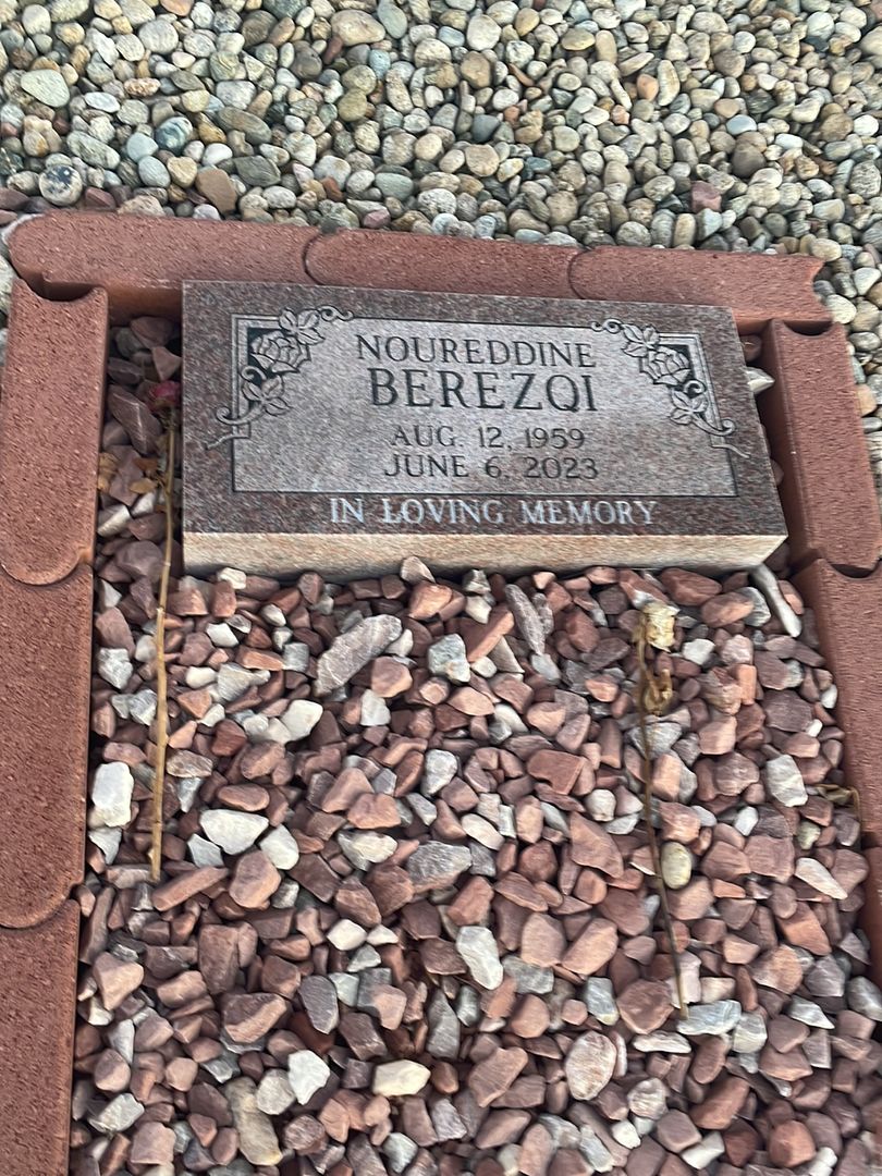 Noureddine Berezqi's grave. Photo 1