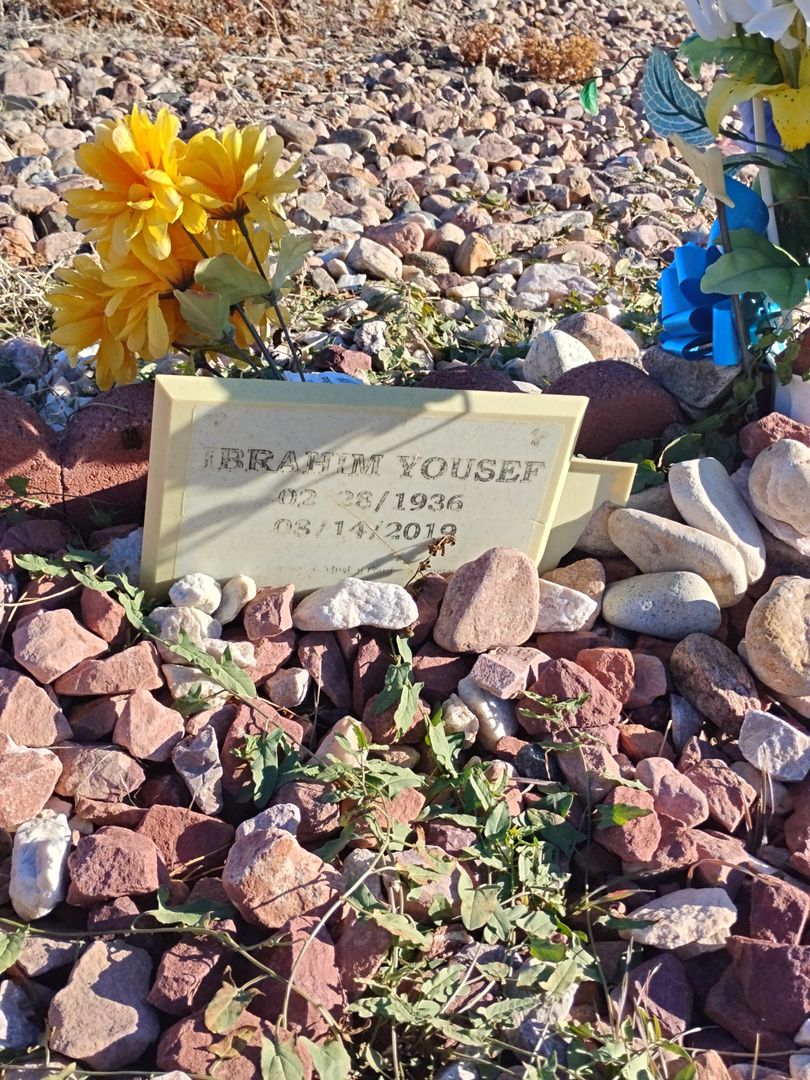 Ibrahim Yousef's grave. Photo 1
