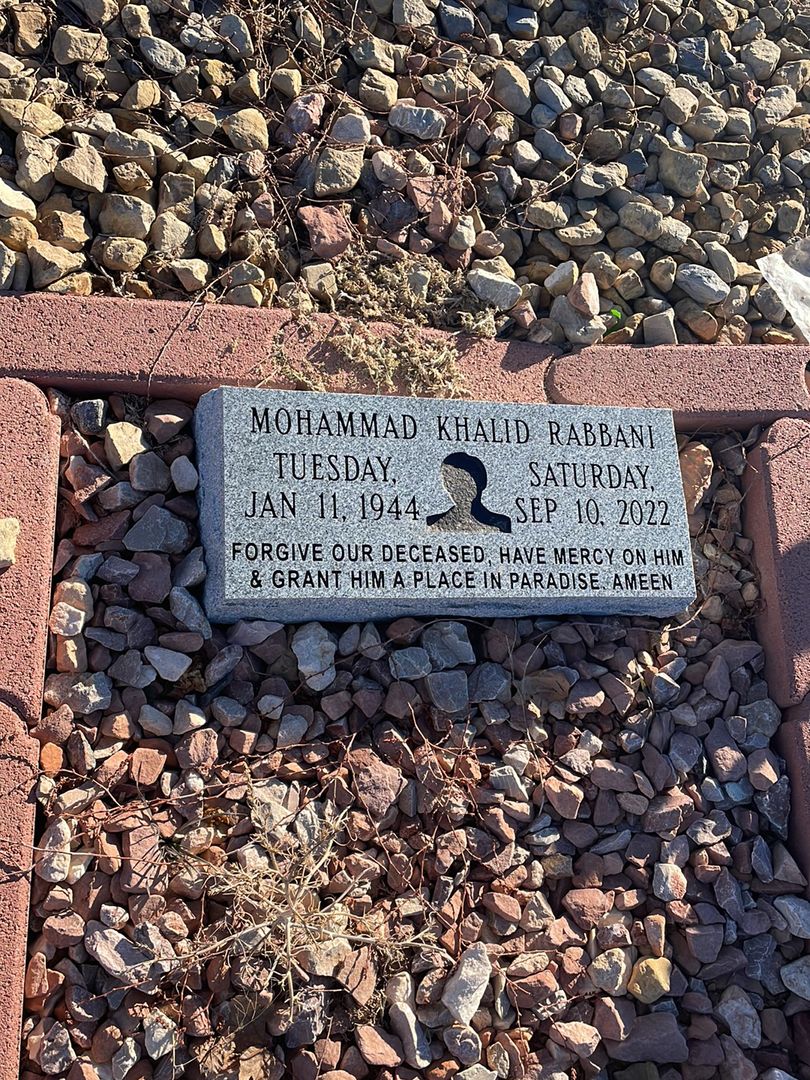 Mohammad Khalid Rabbani's grave. Photo 1
