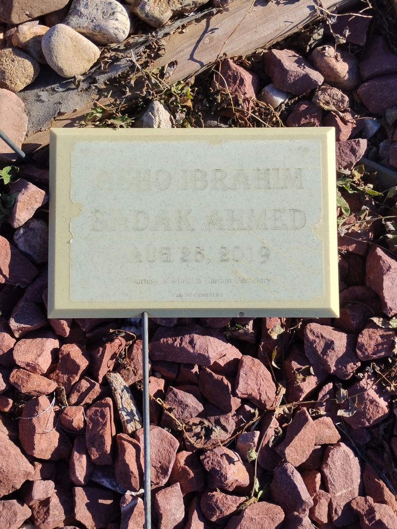 Asho Ibrahim Sadak Ahmed's grave. Photo 1