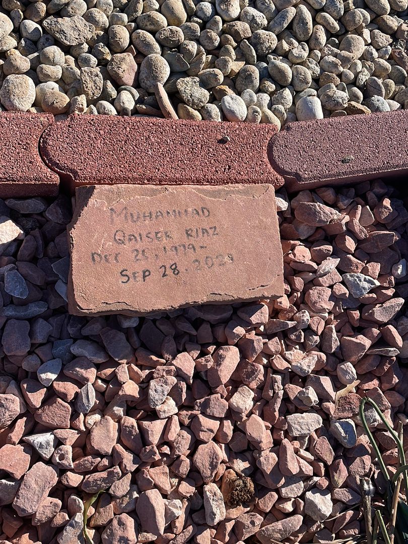 Muhammad Qaiser Riaz's grave. Photo 1