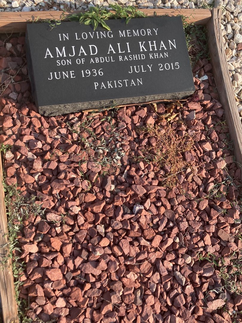 Amjad Ali Khan's grave. Photo 1