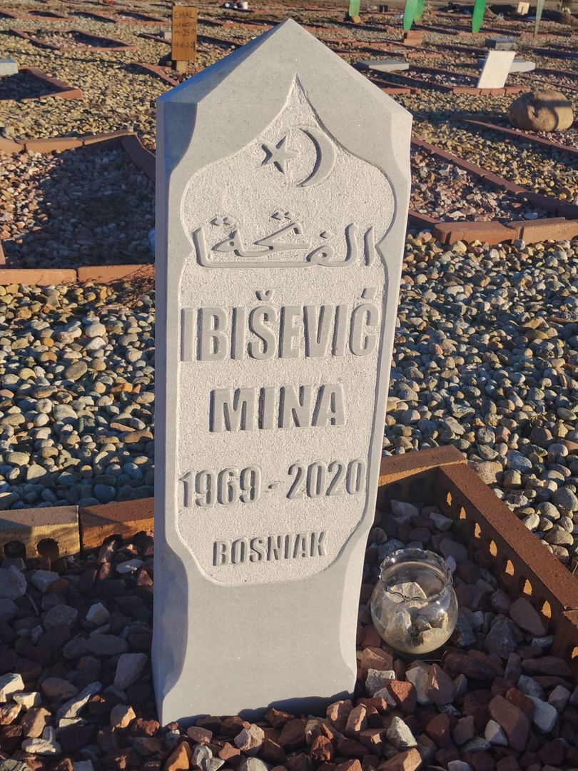 Ibisevic Mina's grave. Photo 1